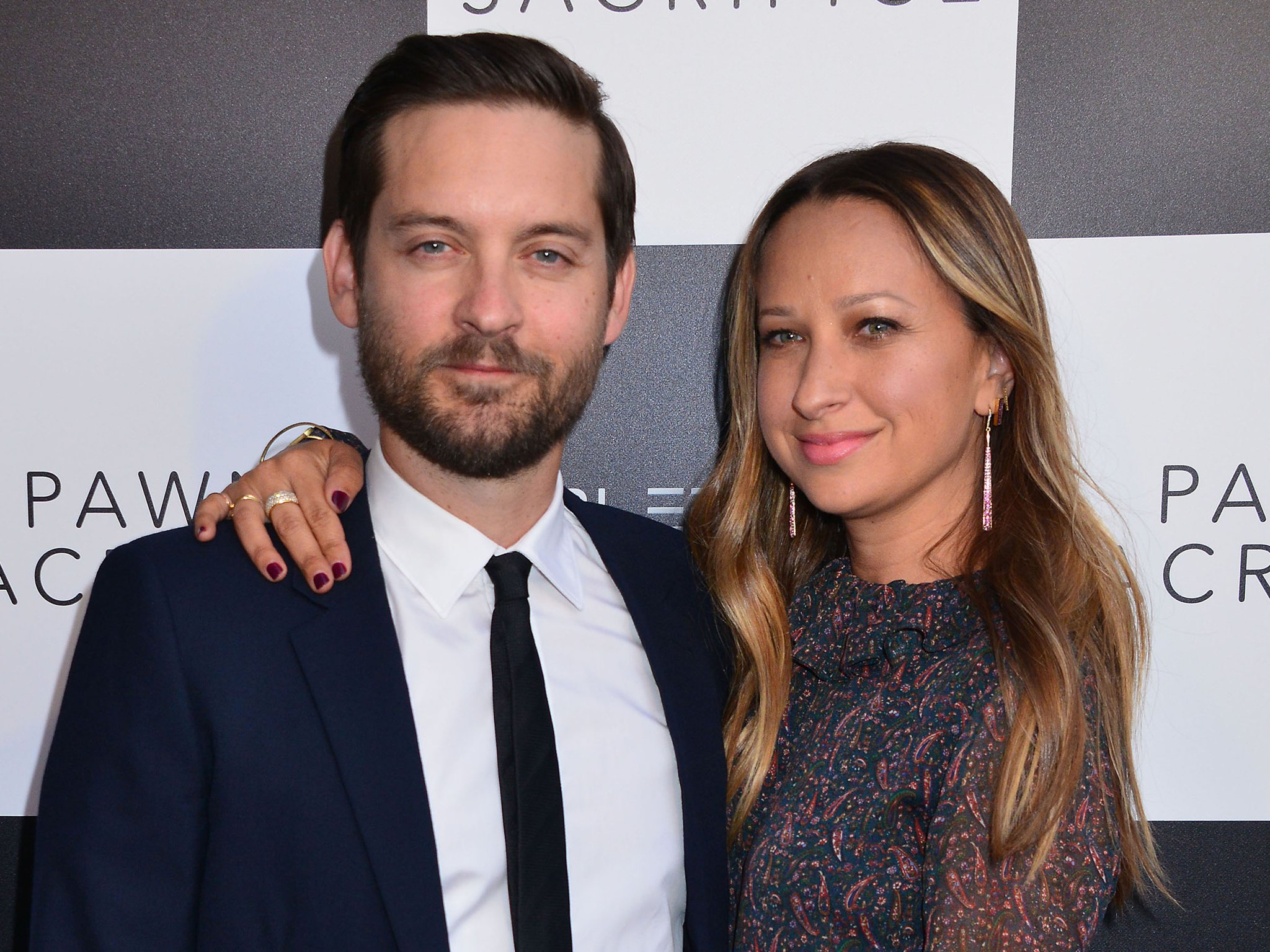 Tobey Maguire (Spiderman) and Jennifer Meyer Separate | Daily News Dispatch